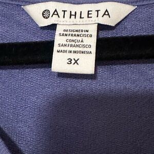 Athleta Lavender Top